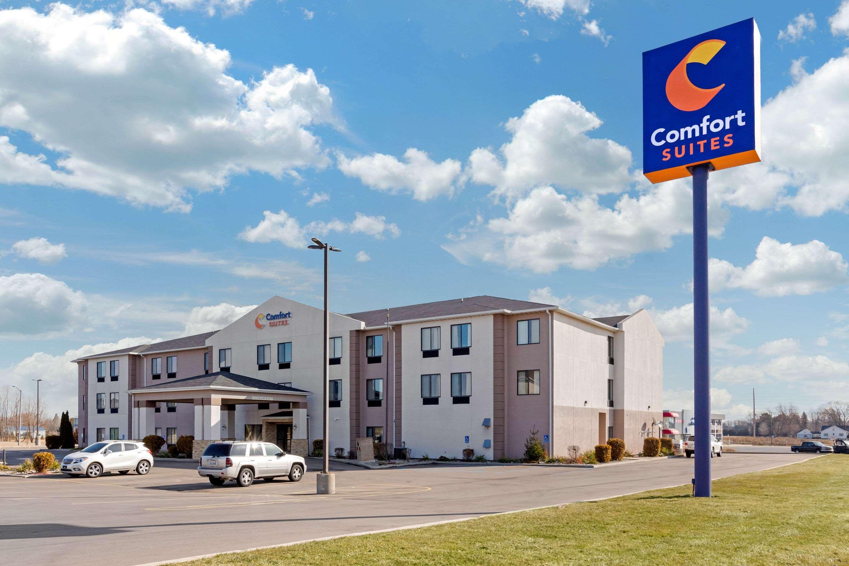 Comfort Suites South Haven Near I-96 Exteriér fotografie