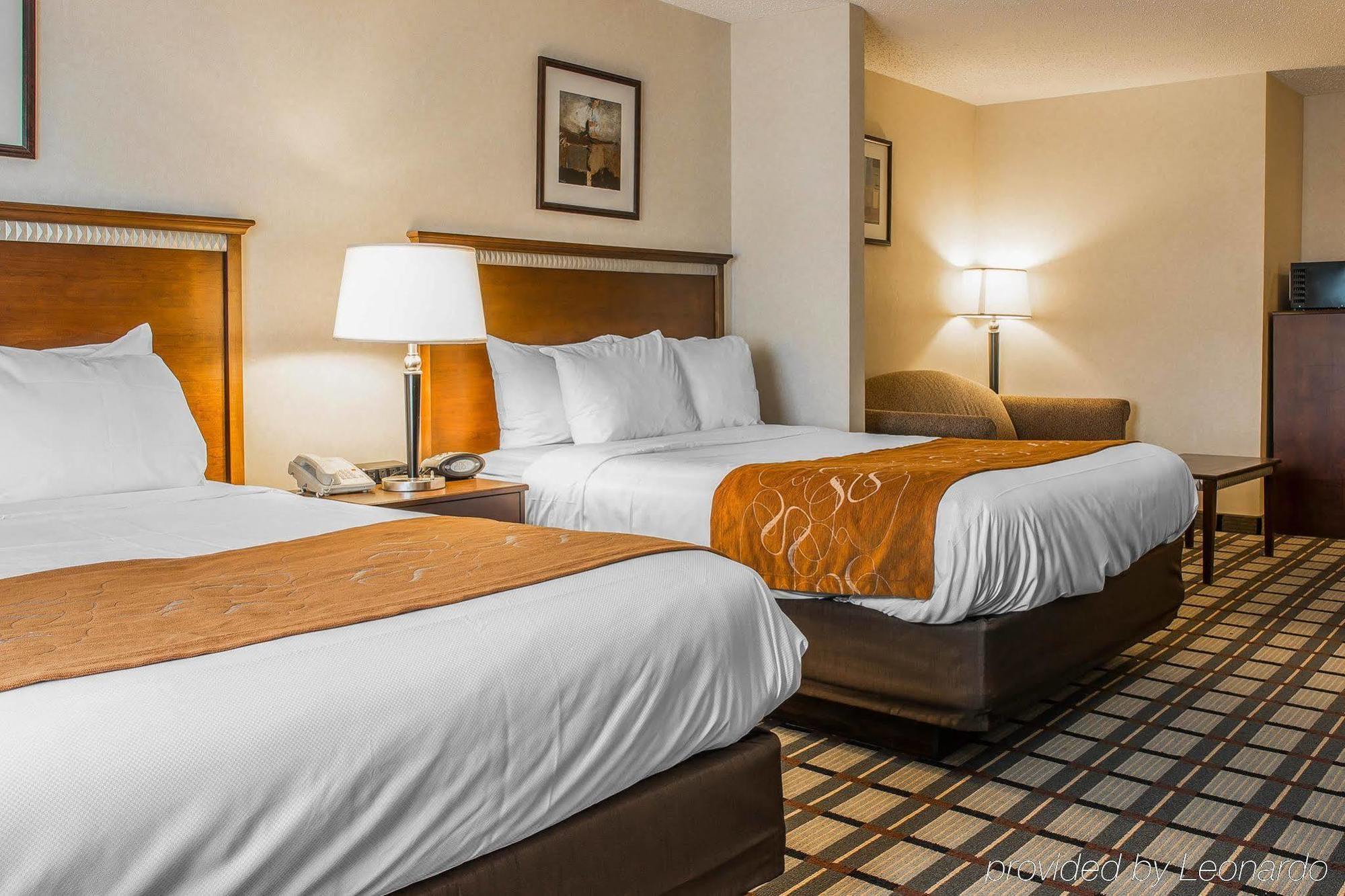 Comfort Suites South Haven Near I-96 Exteriér fotografie